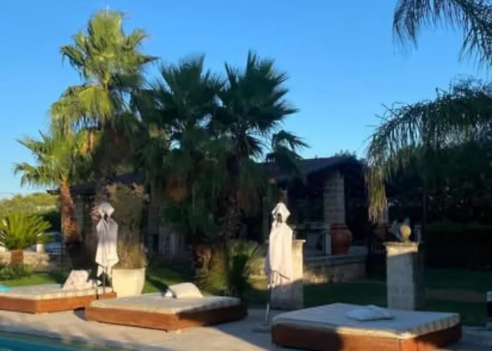 Βίλα Tre Archi & Palmieri